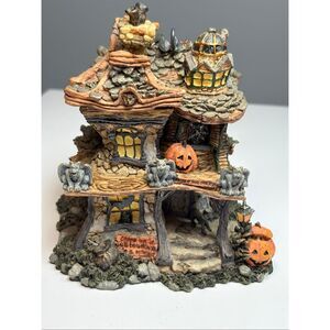 Boyds Bearly Built Villages Punky Boobear"s Haunted Halloween House #19012 Town